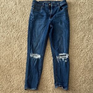 American Eagle Outfitters Women's Dark Blue Ripped Mom Jeans